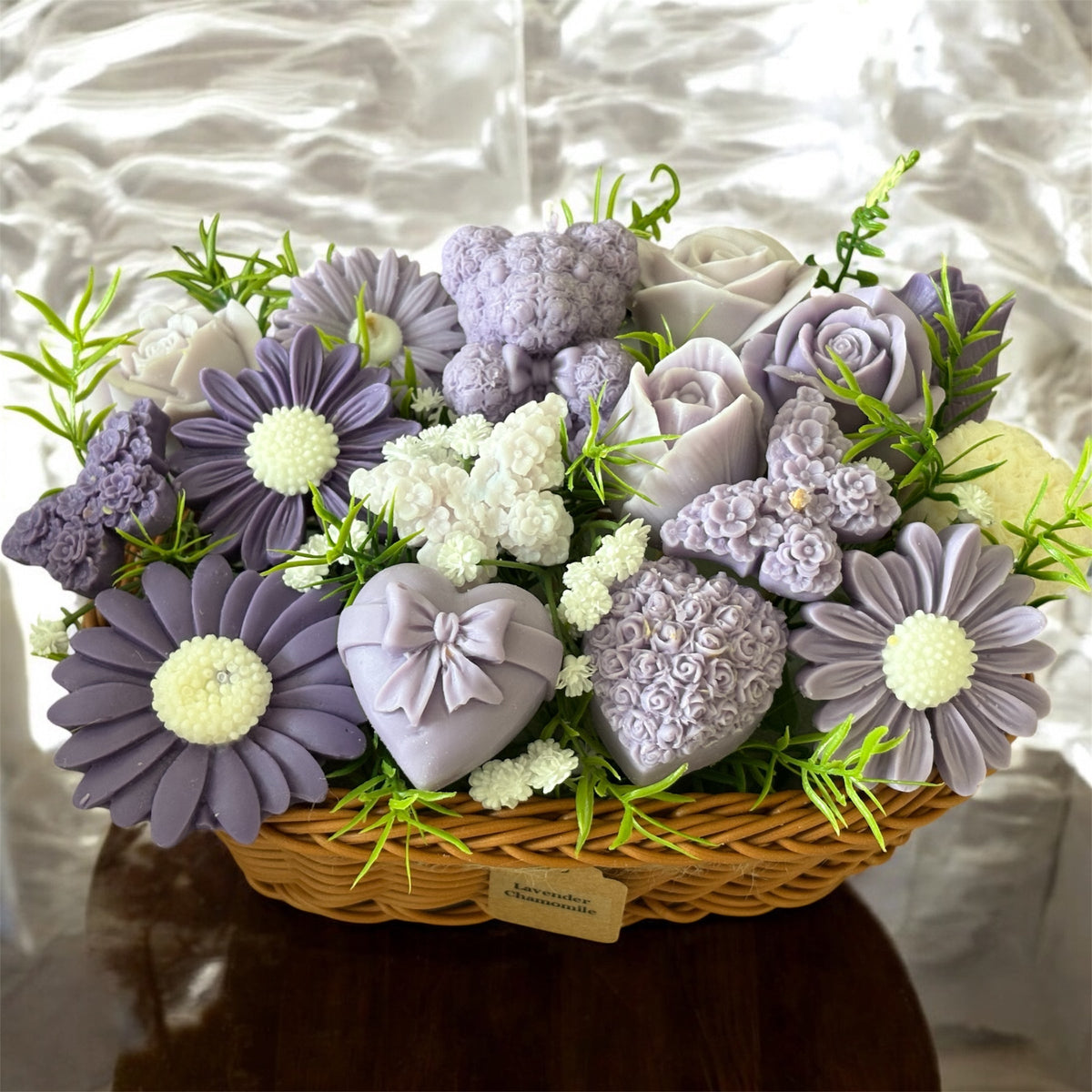 Bouquet Soy Wax Candles/Wax Melts In willow basket